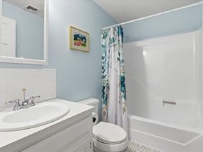 27 Kennel Hill Dr, Beverly MA 01915