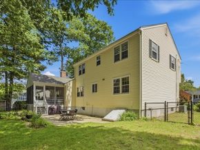 27 Kennel Hill Dr, Beverly MA 01915