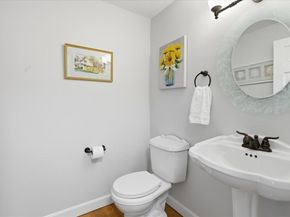 27 Kennel Hill Dr, Beverly MA 01915