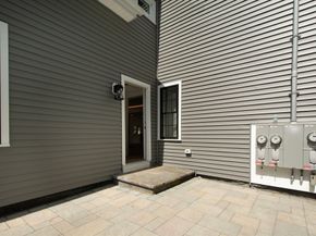 215 Gardner St, Hingham MA 02043