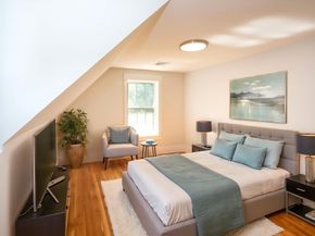 215 Gardner St, Hingham MA 02043