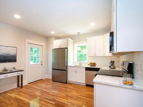 215 Gardner St, Hingham MA 02043