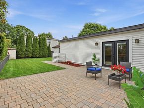 7 Berkeley St, Melrose MA 02176