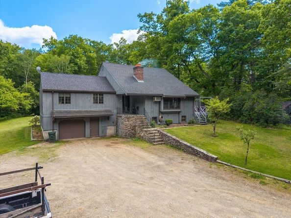 1 Leno Rd, Sturbridge MA 01566