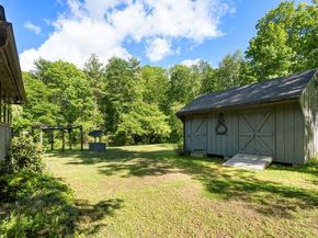1 Leno Rd, Sturbridge MA 01566
