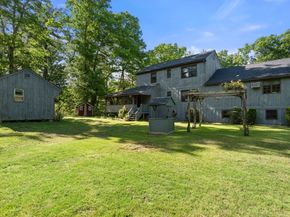 1 Leno Rd, Sturbridge MA 01566