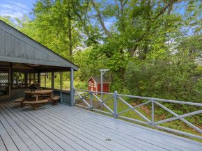 1 Leno Rd, Sturbridge MA 01566