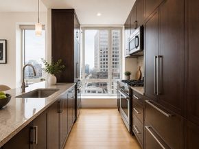 400 Stuart St 16B, Boston MA 02116