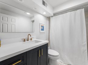 40 Joy St 9, Boston MA 02114