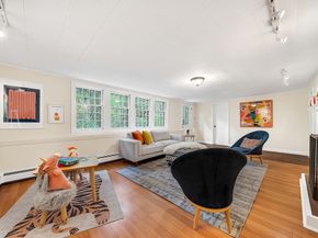 6 Brewster Rd, Wayland MA 01778