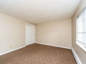 44 Will Dr 58, Canton MA 02021