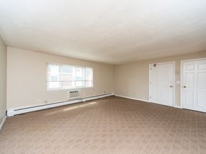 44 Will Dr 58, Canton MA 02021