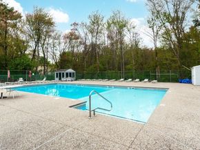 44 Will Dr 58, Canton MA 02021