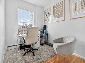 64 W Cedar St 5, Boston MA 02114