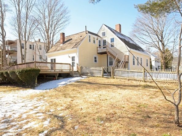 177 Pleasant St, Whitman MA 02382