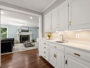 64 Country, Weston MA 02493