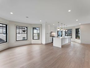 142A Metropolitan, Boston MA 02131
