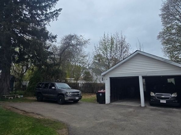 356-358 N Warren Ave, Brockton MA 02301