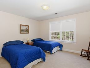 10 Analore Circle, Norfolk MA 02056