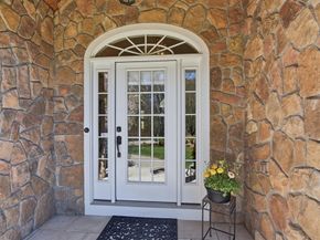 10 Analore Circle, Norfolk MA 02056