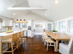 345 Plain St, Hanover MA 02339