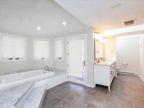 16 Cayuga Rd, Tewksbury MA 01876
