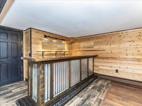16 Cayuga Rd, Tewksbury MA 01876
