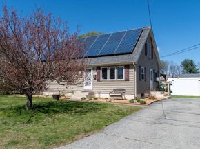 14 Vine St, Oxford MA 01540