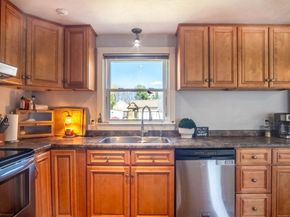 14 Vine St, Oxford MA 01540