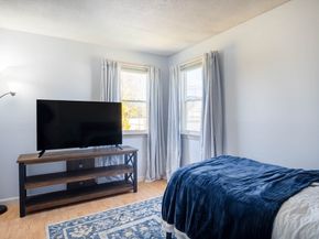 14 Vine St, Oxford MA 01540