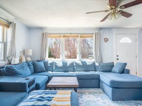 14 Vine St, Oxford MA 01540