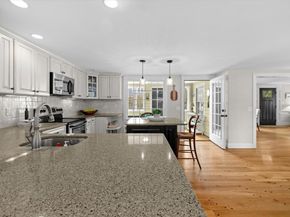 23 Mayflower Ln, Duxbury MA 02332