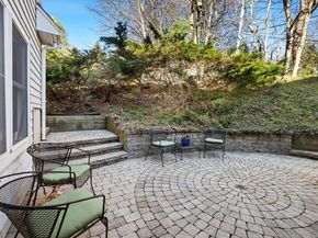 23 Mayflower Ln, Duxbury MA 02332