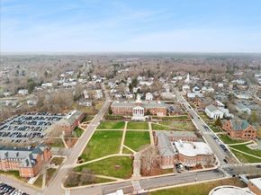220 Bedford St 11, Bridgewater MA 02324