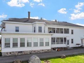 15R Warren Ave 15R, Chelmsford MA 01824