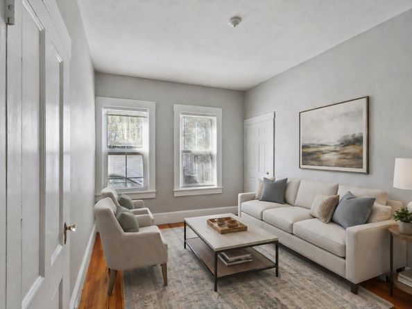 15R Warren Ave 15R, Chelmsford MA 01824