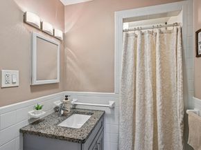 32 Whites Ave D43, Watertown MA 02472