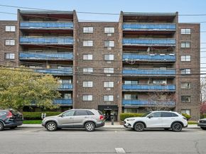 32 Whites Ave D43, Watertown MA 02472