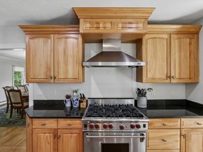 34 Broken Tree Rd, Medway MA 02053