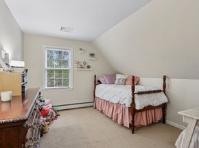 34 Broken Tree Rd, Medway MA 02053