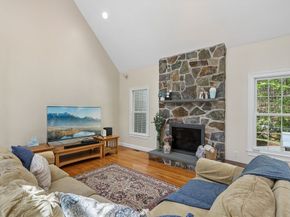 34 Broken Tree Rd, Medway MA 02053
