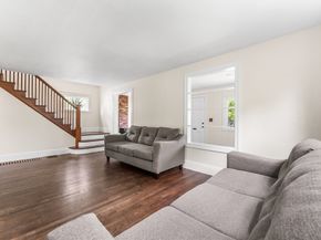 18 Fales Rd, Dedham MA 02026