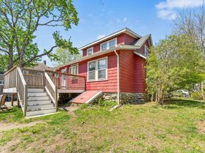 18 Fales Rd, Dedham MA 02026