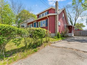 18 Fales Rd, Dedham MA 02026
