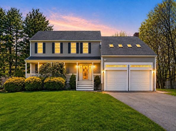 1 Village Ln, Littleton MA 01460