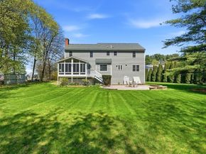 1 Village Ln, Littleton MA 01460
