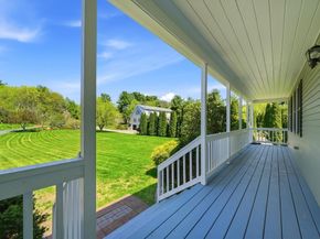 1 Village Ln, Littleton MA 01460