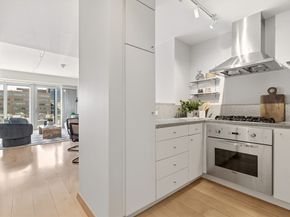 25 Channel Center St 1107, Boston MA 02210
