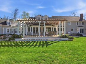 5 Seal Cove Ln, Hingham MA 02043