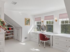 5 Seal Cove Ln, Hingham MA 02043